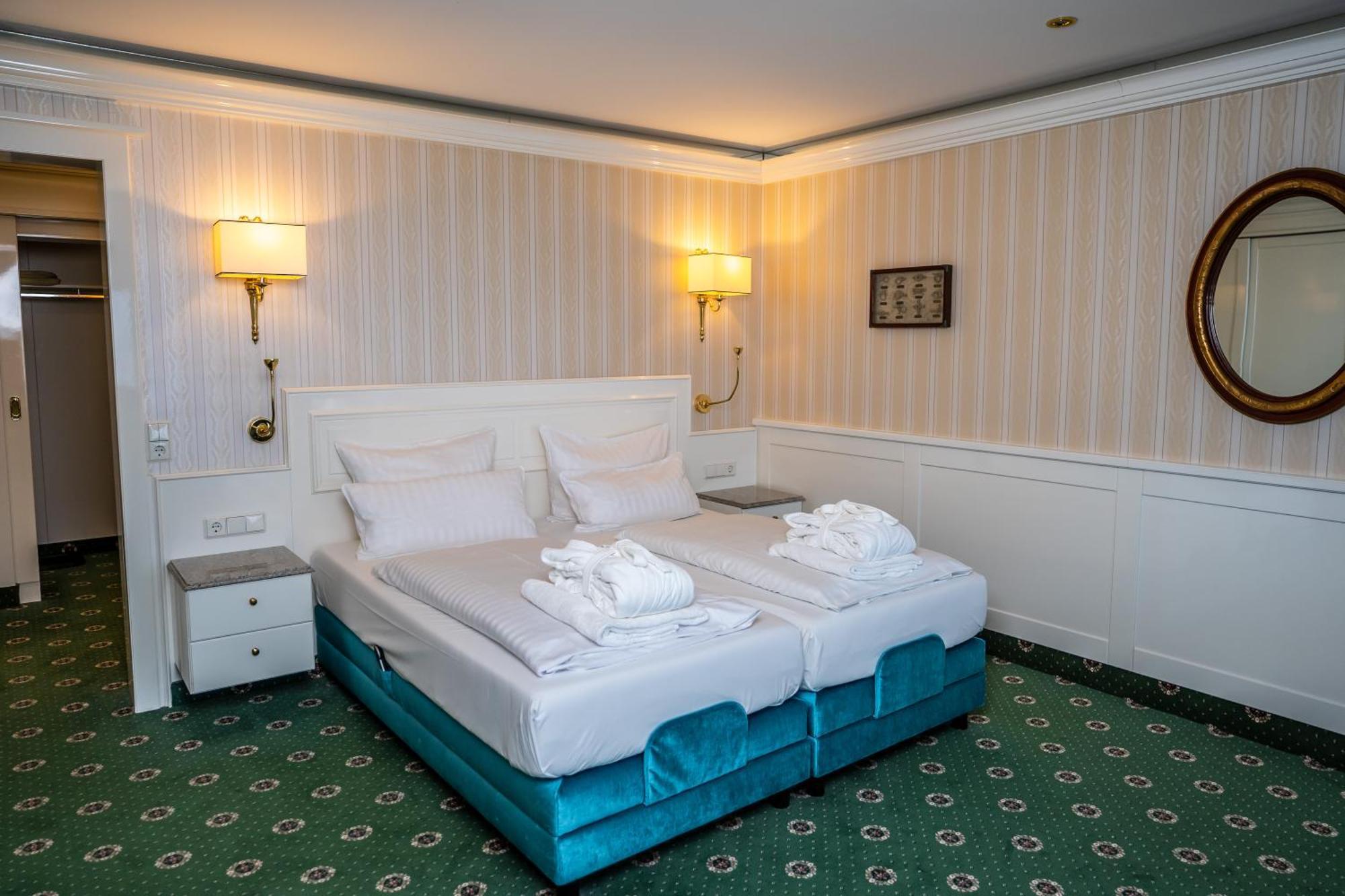 Hotel Strandperle Куксхавен Екстериор снимка