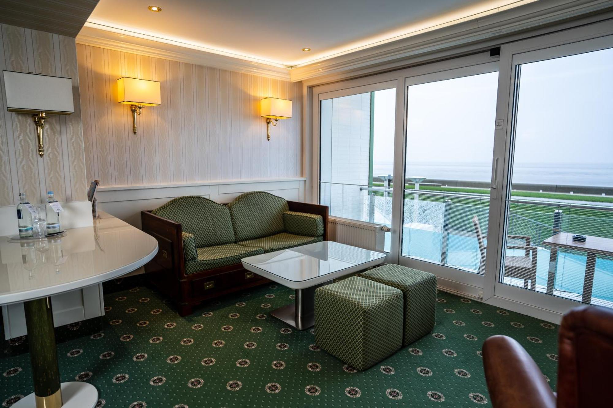 Hotel Strandperle Куксхавен Екстериор снимка
