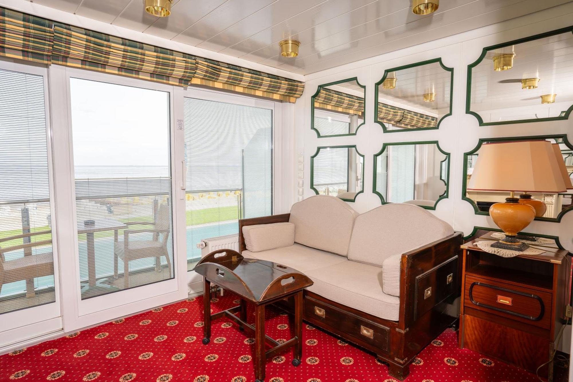 Hotel Strandperle Куксхавен Екстериор снимка