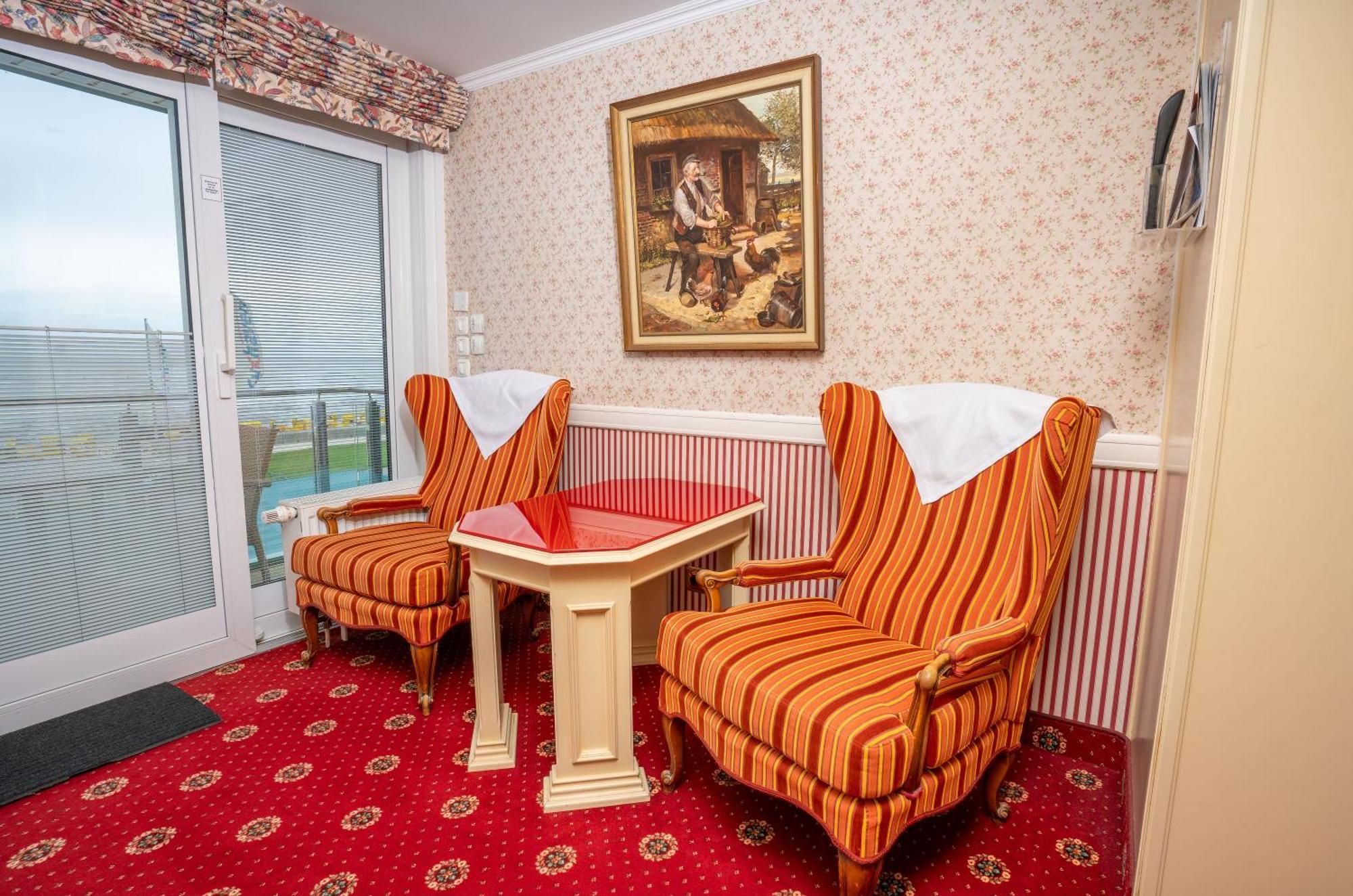 Hotel Strandperle Куксхавен Екстериор снимка